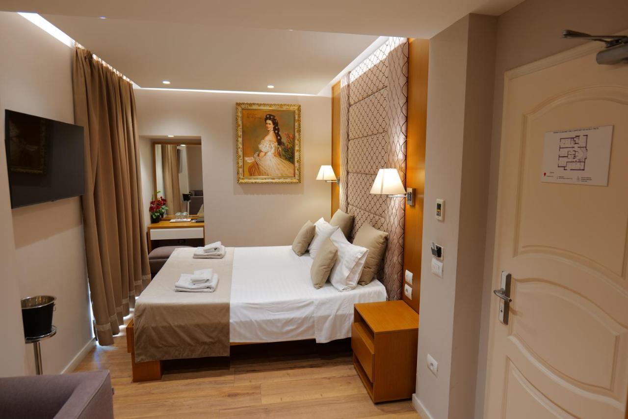 Queen Hotell