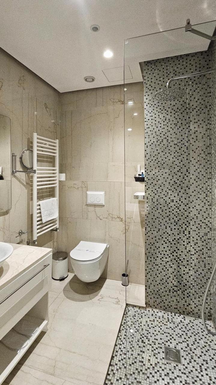 Hotell Queen Selitë e Vogël