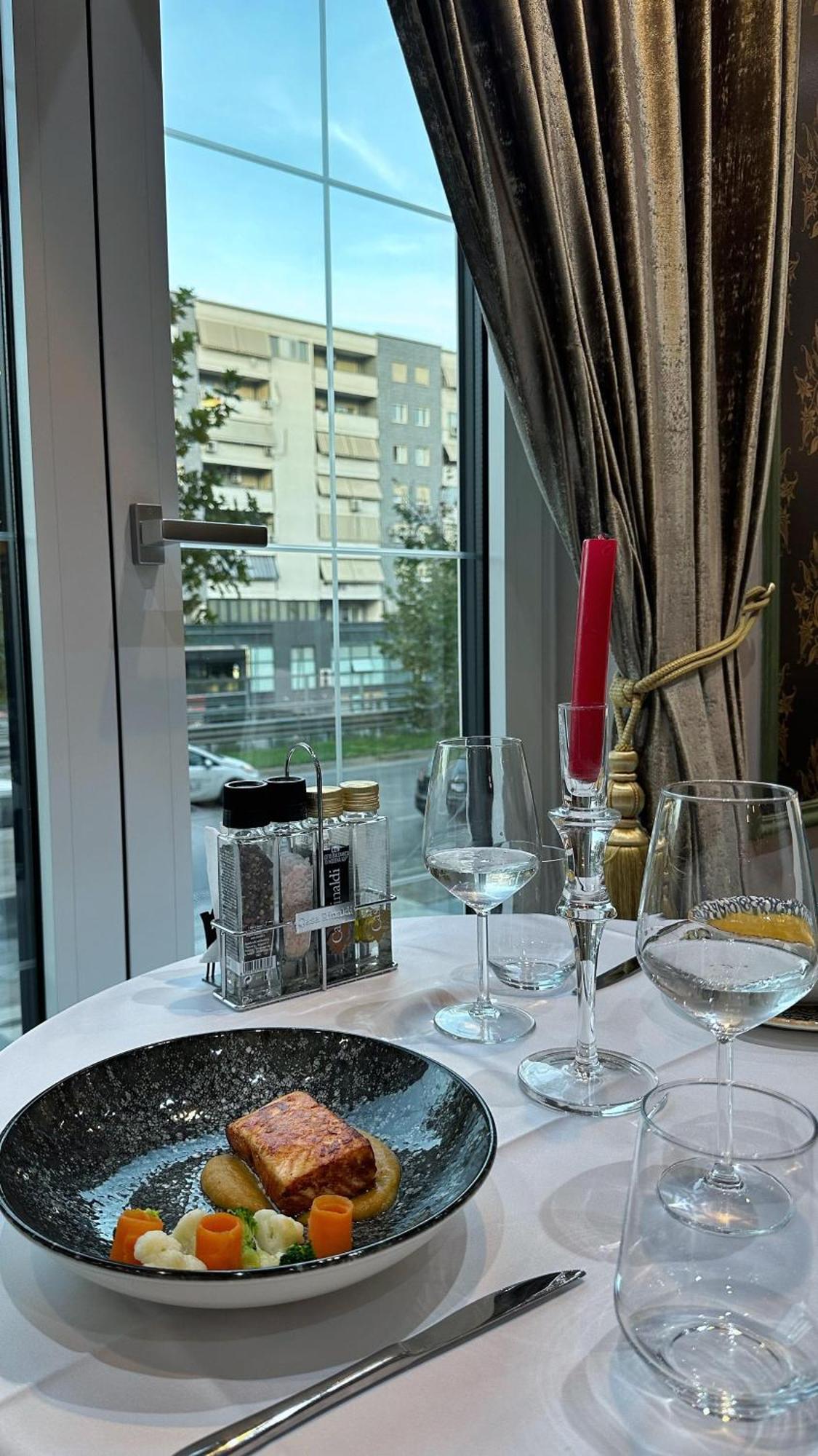 Hotell Queen Selitë e Vogël